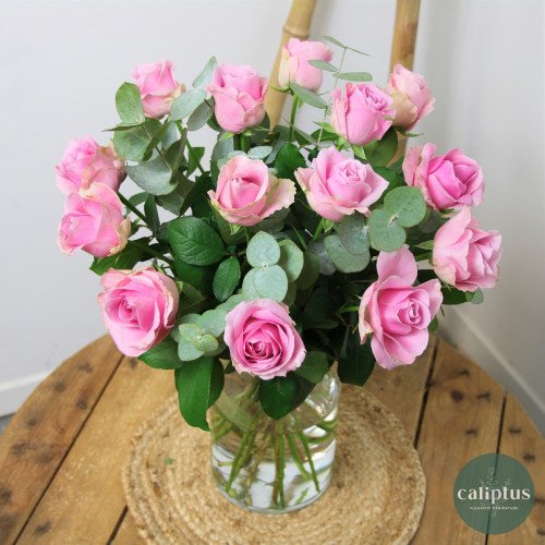 Bouquet Tendresse Roses Pink Avalanche 60cm Livraison de bouquets de fleurs caliptus