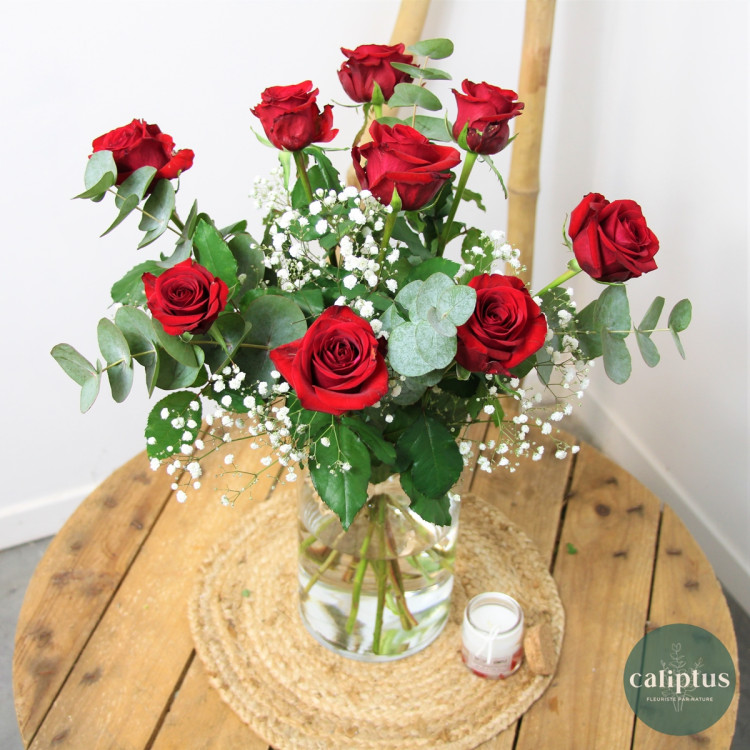 Bouquet Roses Rouges Gypso et sa Bougie Offerte Livraison de Fleurs coupées pas cher caliptus