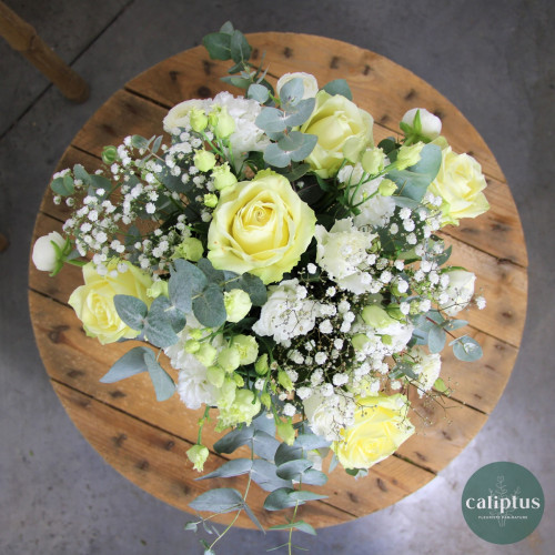 Bouquet chic L et sa bougie Livraison de Fleurs coupées pas cher caliptus